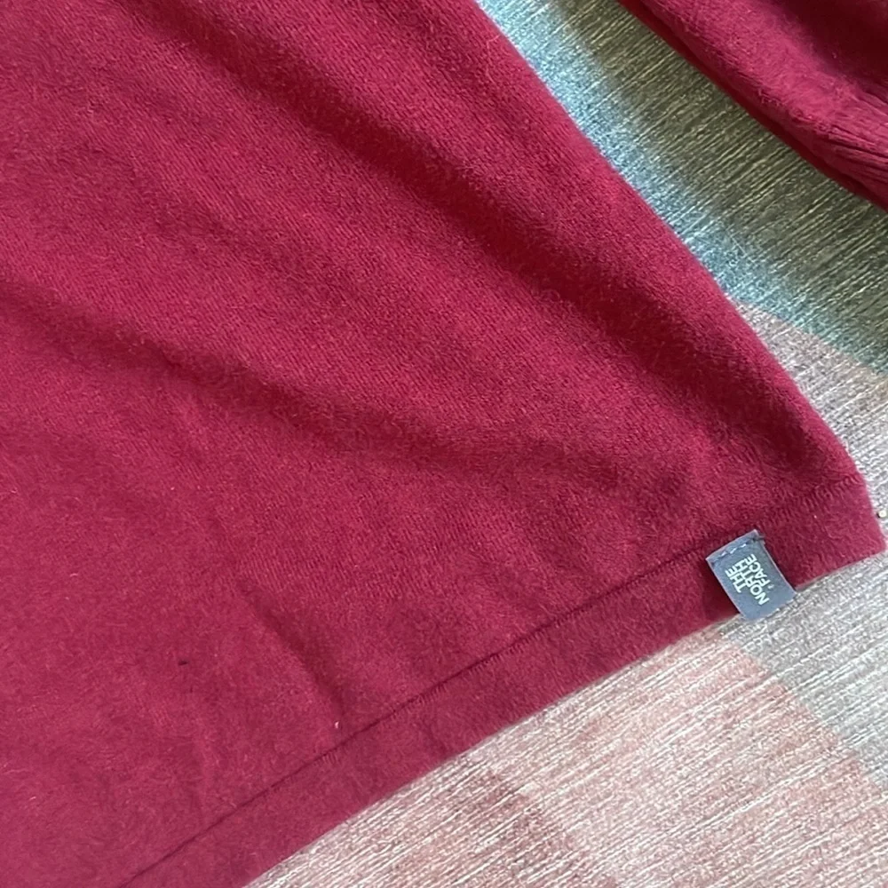 The North Face Men's Wool Sweater Top